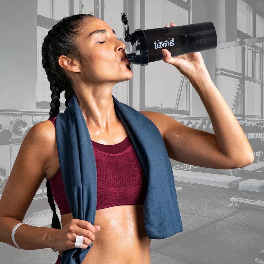 3 strati Shaker Protein Bottle - Protein Shaker Bottle recensione e prezzo